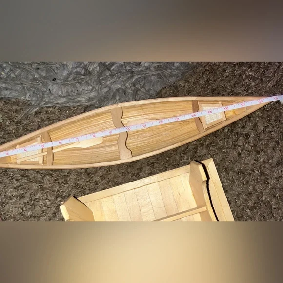 Completely Handmade boat with paddles - Picture 12 of 16